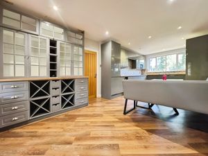 Photo 30- click for photo gallery